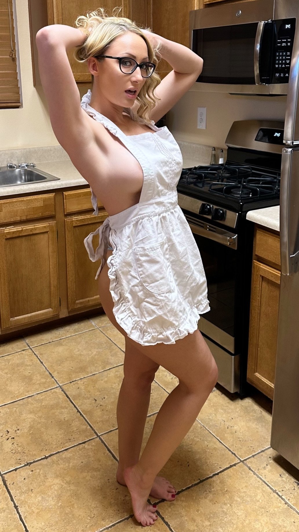 Crystal Clark Releases ‘Stepmom Teaches Me How To Cook!’