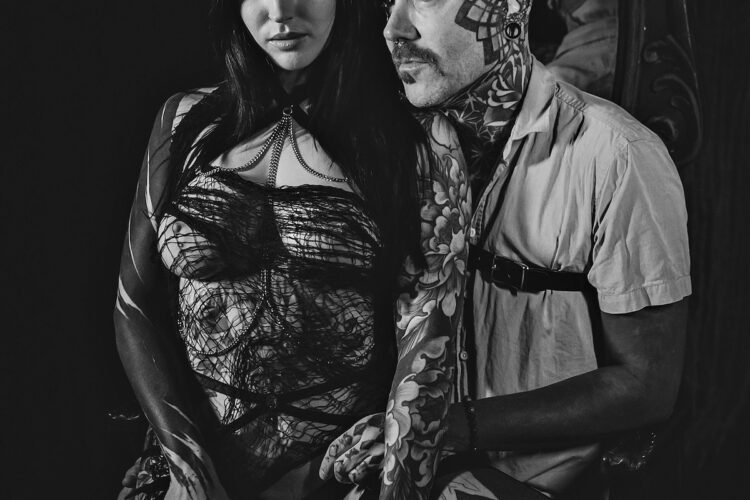 Mag Numb Gives Her Fans an Anal Show